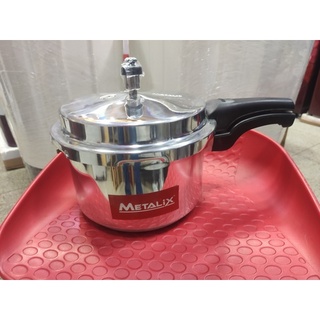 trishna pressure cooker 1.5 litre price